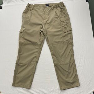 5.11 Tactical Cargo Pants Ripstop Pockets Mens 42x32 Tan Utility Workwear TAC143